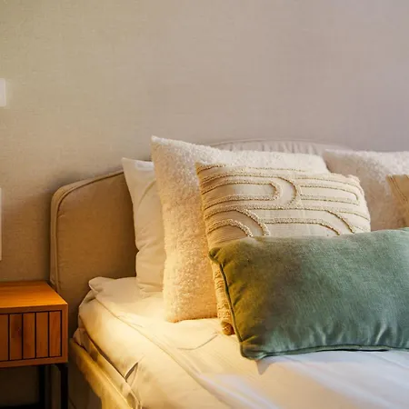 Apartman Modern By Bookinghost