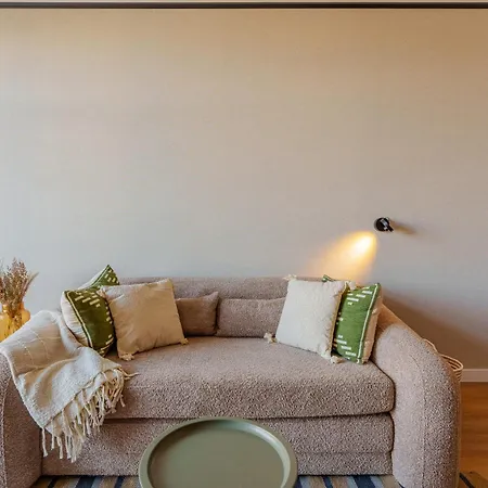 Apartman Modern By Bookinghost